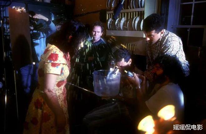 开局便是高潮的10部黄暴电影,暴力美学典范,越看越上头