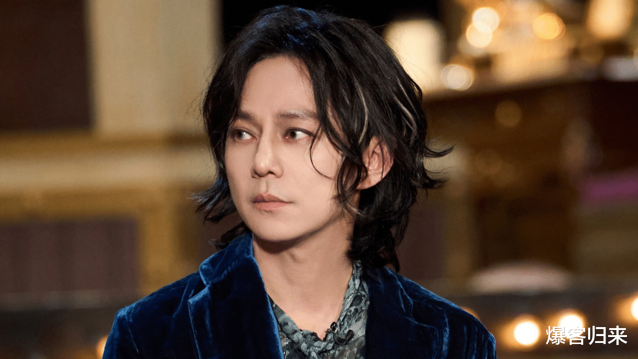 何炅五十岁生日引热议,娱乐圈温馨祝福尽显人缘与岁月情深