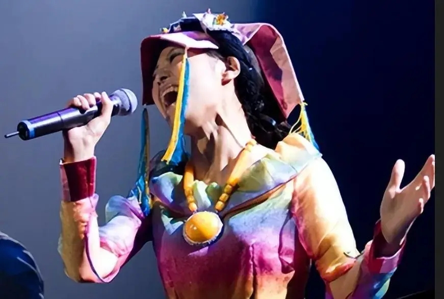 女艺人只有云朵有51群，为何其他女艺人的群加起来，都没她多？