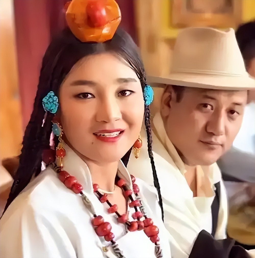 她霸占西海情歌后穿金戴银,逼刀郎对簿公堂42次,9年时间只赔7万