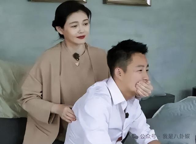 大 S 又妥协了！曾经的骄傲已荡然无存，自取其辱！汪小菲不稀罕