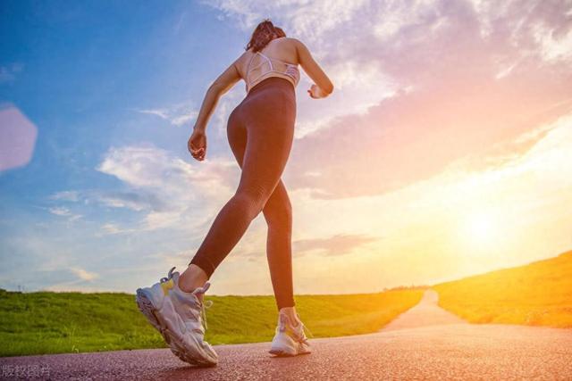跑步减肥指南:每天跑步多长时间效果最好?