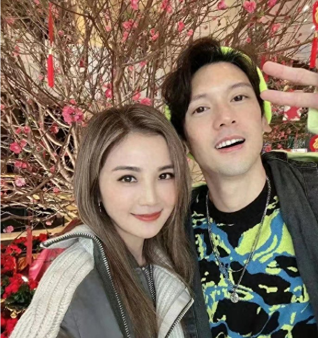 阿sa被关智斌求婚成功，等到40岁你未娶我就嫁的婚约终于兑现