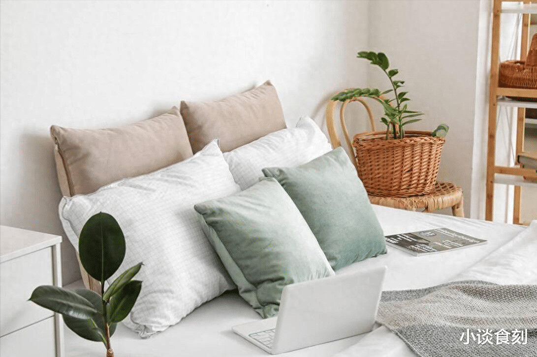 “枕下放三物,进财不寻路”,三物是什么?老祖宗的话要不要听?