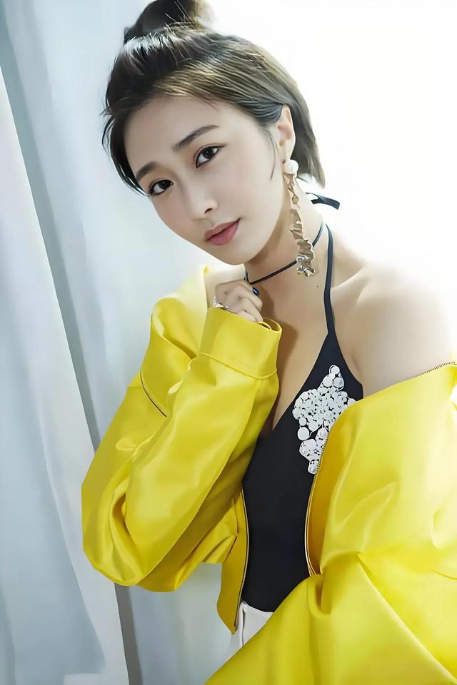 被雪藏9年的陈冰“爆料”了,撕开“苟苟营”最后的“遮羞布”