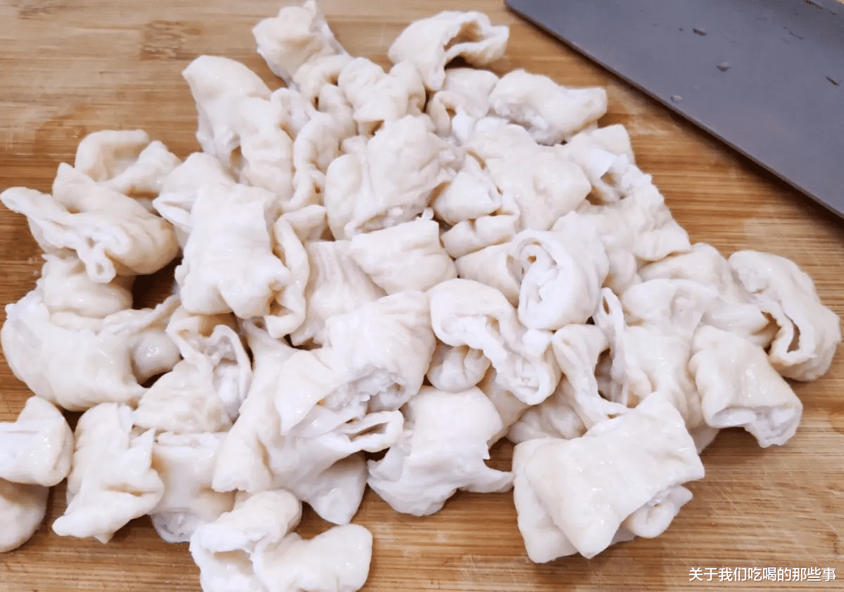 洗猪大肠原来这么简单,不用碱不用醋,十分钟洗干净,没腥臭味