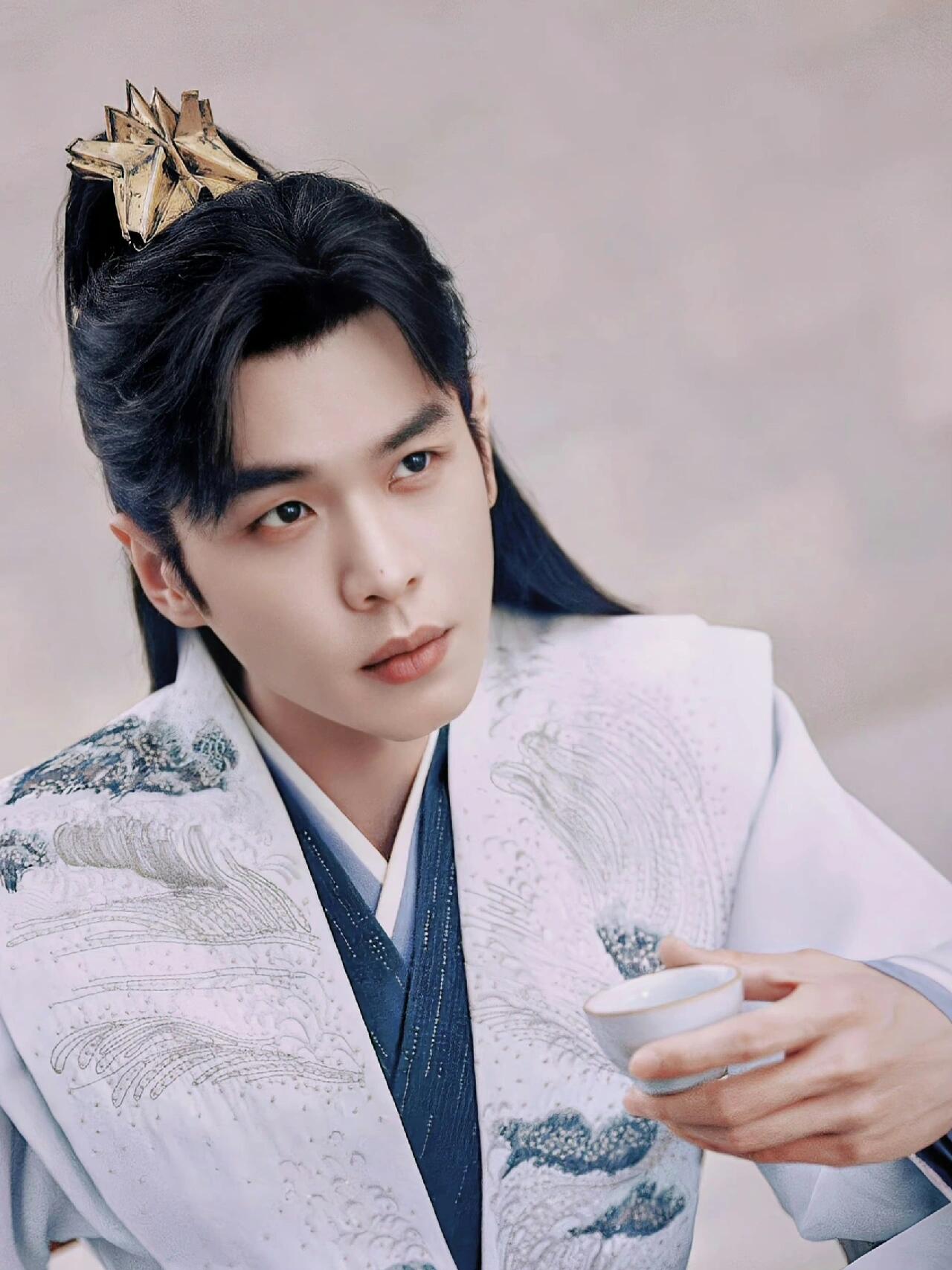 《庆余年》中范闲为什么要杀庆帝？