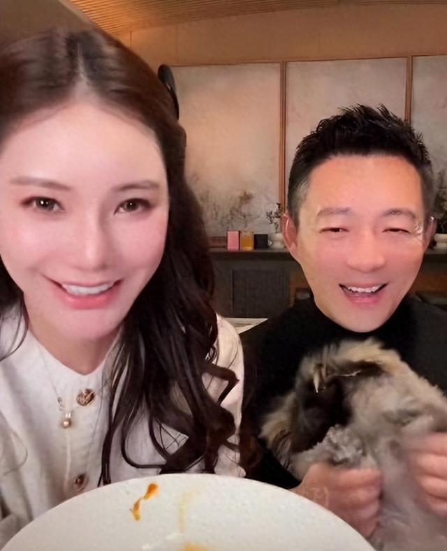 汪小菲又向大S妥协了,和马筱梅去台湾过年,俩孩子还不能来北京