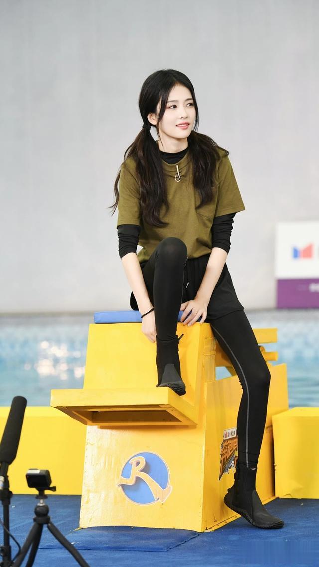 白鹿到底美不美?