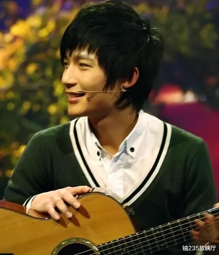 这一次,被湖南台“力捧”的陈楚生,戳穿了娱乐圈亘古不变的道理