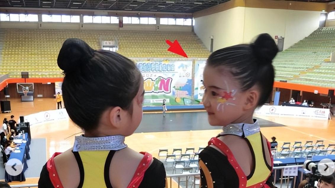 福原爱7岁女儿长大了，侧脸超像江宏杰，肉嘟嘟的模样很可爱