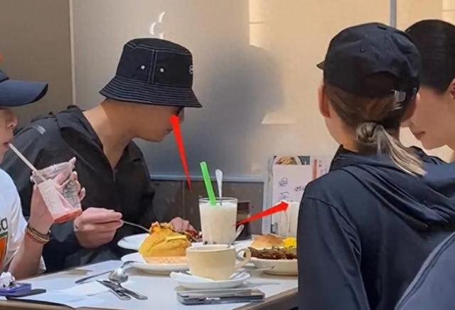 三太陈婉珍70大寿！时髦到像换了个人，三儿女热烈献吻女婿疑缺席