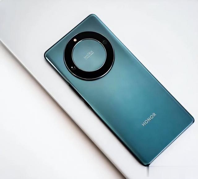 雙11價格戰，1.5K曲面屏+5800mAh+1億主攝，榮耀親民1149元！