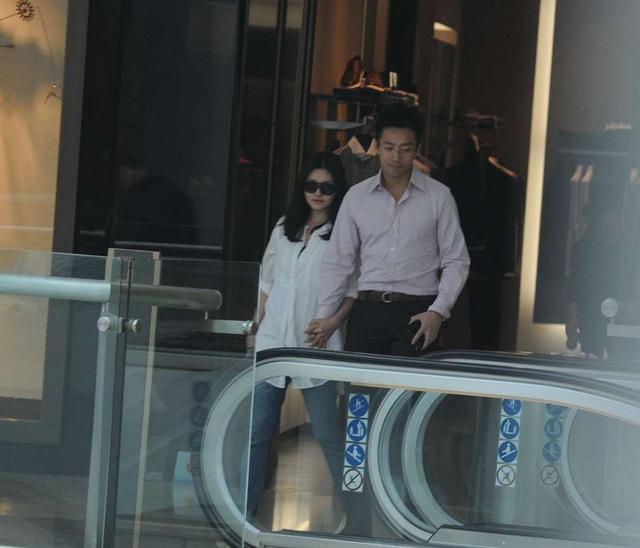 大S如今之所以敢在北京提告,可能是大S有一个固化思维