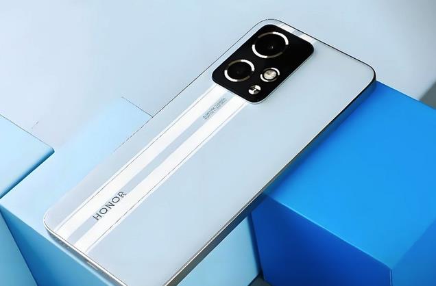 榮耀宣布清倉，16GB+512GB突降1060元，熱銷旗艦如今更香了