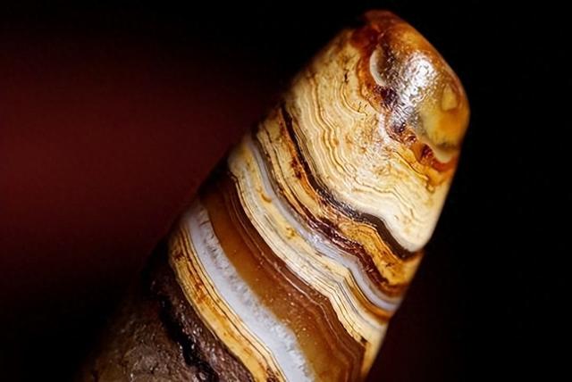 十大顶级文玩老珠子，珍稀程度超乎想象，见识过五种便堪称行家！