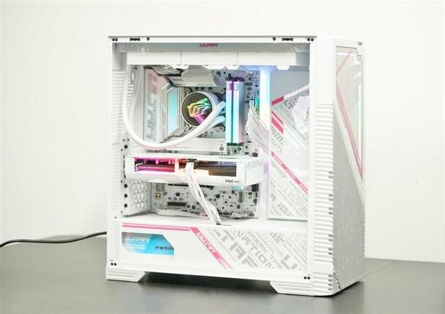 傲世LUMI追日B580 OC显卡评测：2K性能远强于RTX 4060
