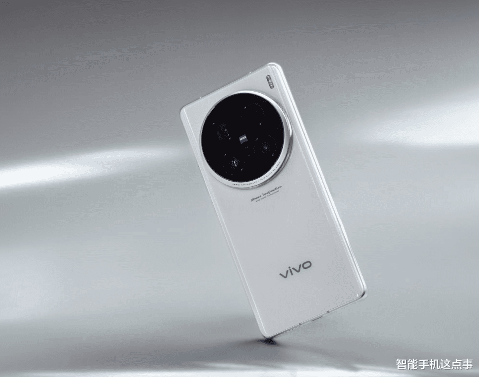 vivo X200 Ultra影像被确认:物理焦距远超一英寸,友商压力较大