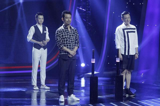 娱乐圈里四位“酒蒙子”:腾格尔为喝酒散尽家财,景冈山判若两人