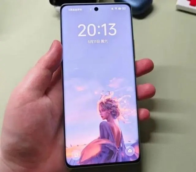 性价比机皇——真我GTNeo6,带给你不一样的用机体验!