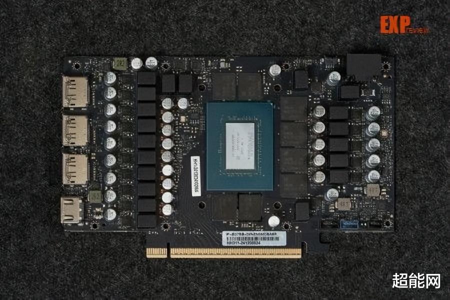 影驰GeForce RTX 5080魔刃评测:尺寸不过分,散热不含糊