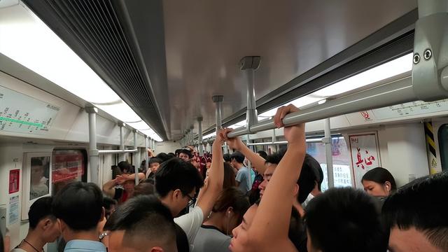 10元，5元，3元，低价毁了理发行业？高价理发为何没市场了？