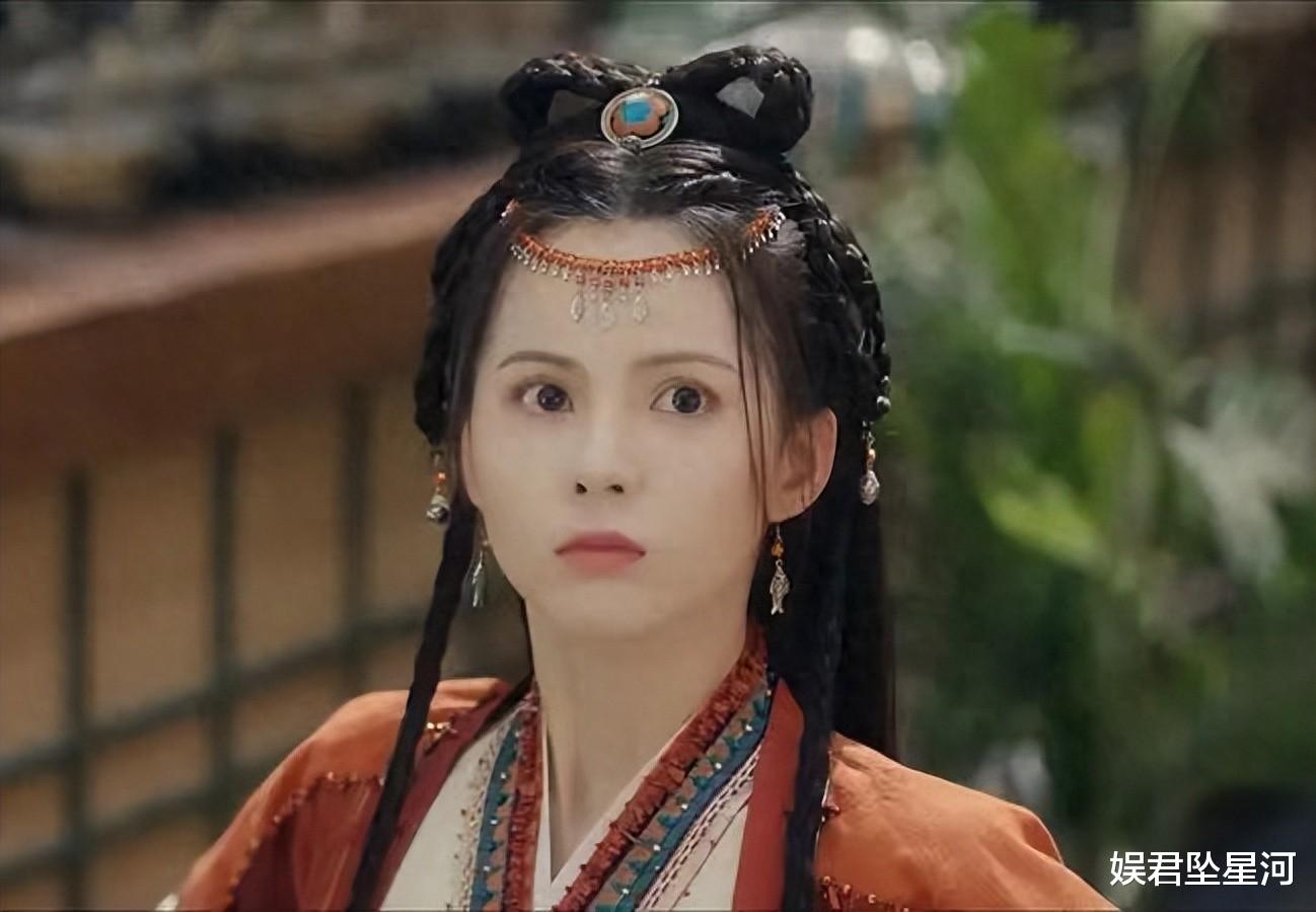 《颜心记》她异族少女装扮艳压宋轶，靠拍小龙女写真成网红出道，撞脸李若彤