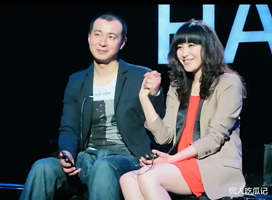 《庆余年2》于洋：与演员王雅捷相爱20年并育有一子，54岁越老越帅是宠妻狂魔