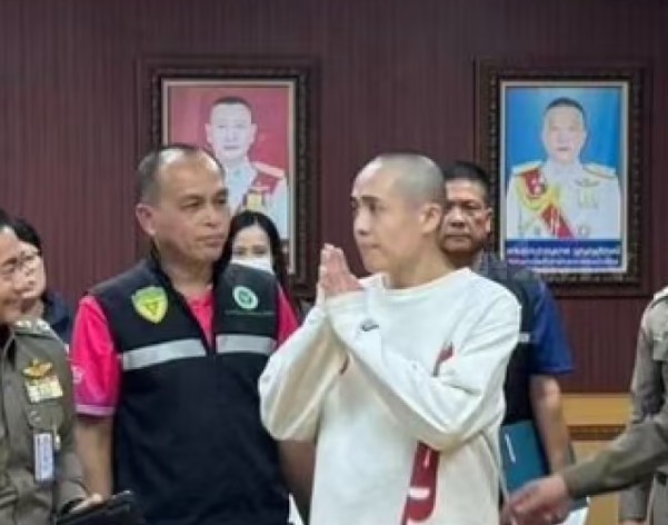 骗王星去泰国的经纪人被深扒,家境贫寒,一个国人在缅北能卖30万