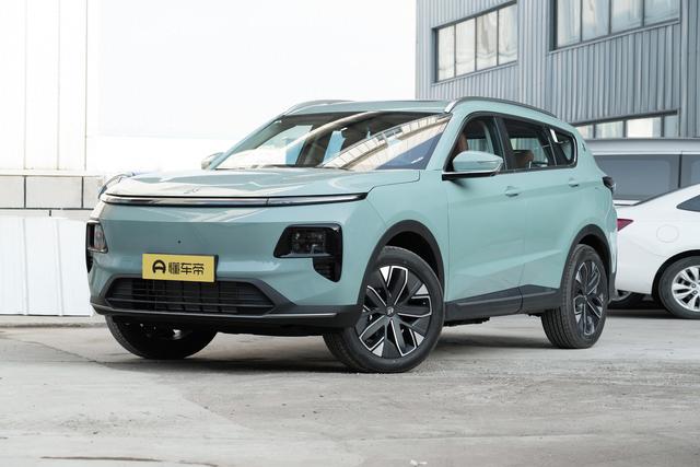 都是国产中型SUV，山海L7和风云T9谁更值得购买？