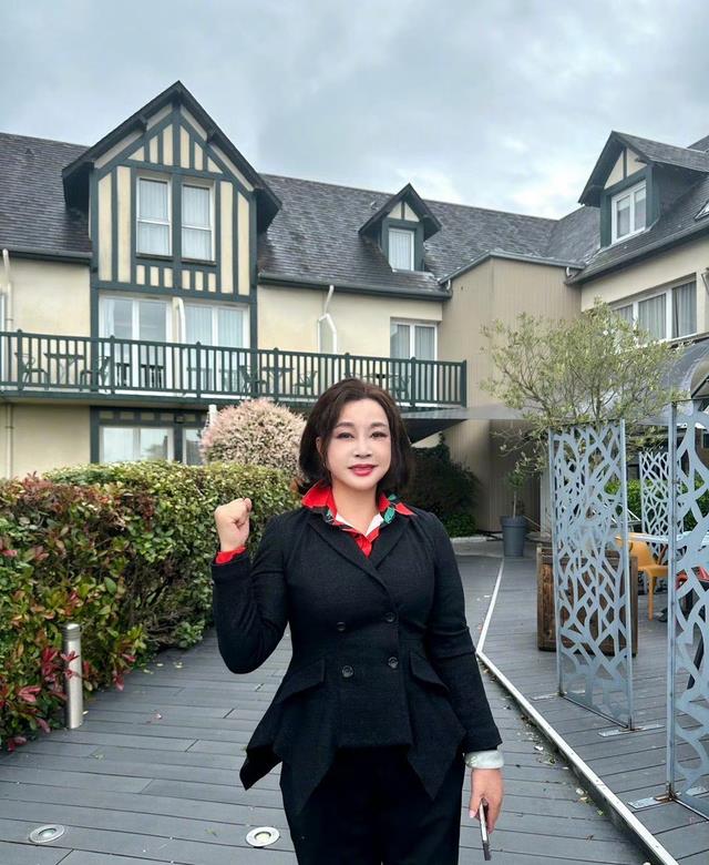 刘晓庆出轨续集!让小男友删除“吓人视频”,证据曝光评论区炸锅