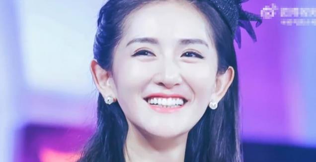 谢娜不再沉默，一则动态变相回应婚变传言，网友：心疼太不容易了