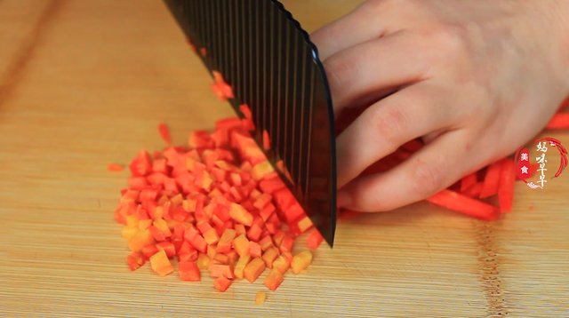 未来20天，提醒女人：多吃“养血四宝”，别心疼花钱，越吃越年轻