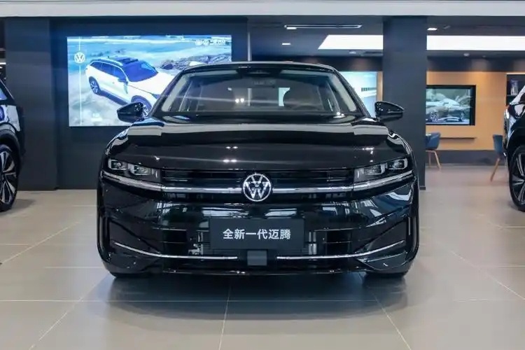 解析全新迈腾B9：2.0T动力+5米车长，智能配置顶呱呱，真香