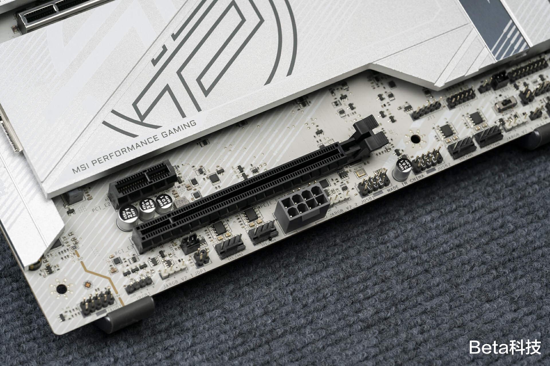 《黑神话: 悟空》113FPS  Ultra 7 265K 5款游戏性能评测