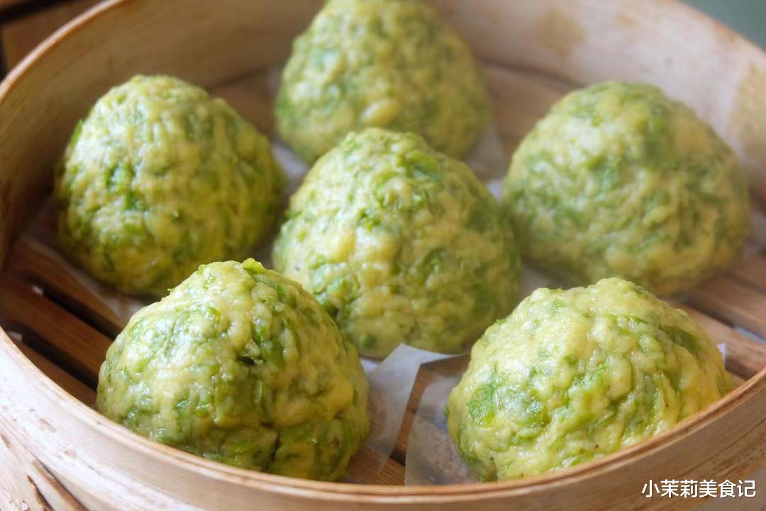 春天唯一不含草酸的野菜，一化痰，二除湿，三增免疫，随手一蒸鲜甜清香，经常失眠多吃点