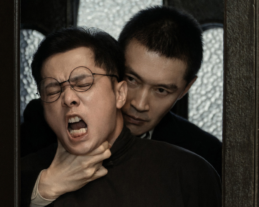 终于官宣!郑晓龙导演操刀,于和伟这部谍战大剧,要“轰炸”影视圈了