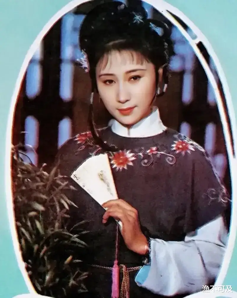 17岁拍摄《少林寺》对李连杰因戏生情,勇敢表白却被拒,如今怎样