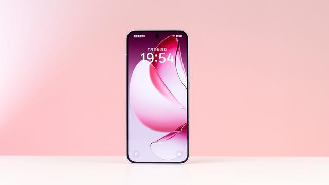 灵韵之翼 紫蝶翩跹 OPPO Reno13 蝶蝶紫图赏