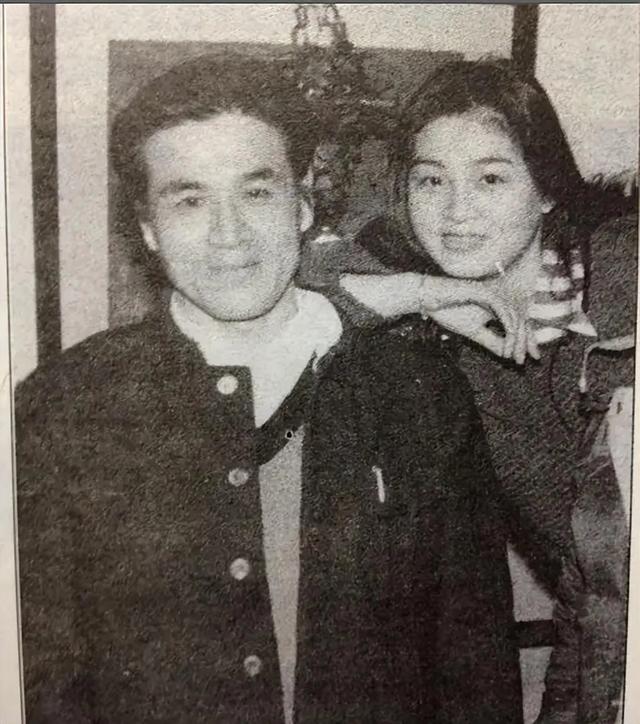 这两兄弟真无情,一个抛弃了宋丹丹,一个抛弃了赵明明,心疼她们