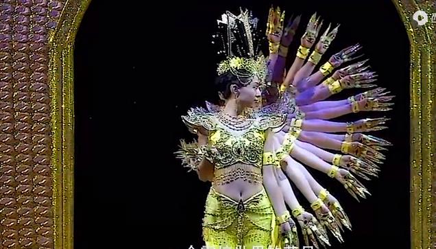 2025年春晚主题官宣，看完之后，网友哭了：请重播88年春晚