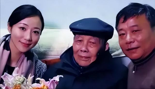 表面是明星，实际背景“通天”的4位女星，个个根正苗红无人敢惹