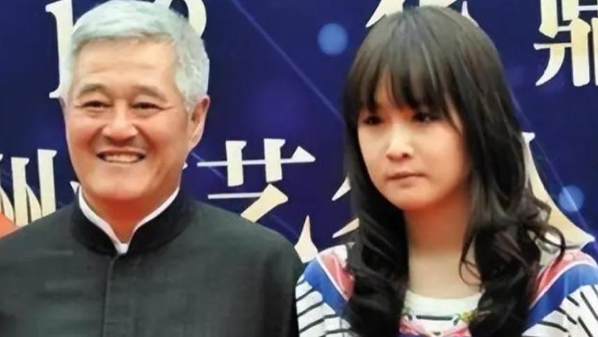 赵本山大女儿赵玉芳：倒贴300万下嫁普通人，15年后的她幸福吗？