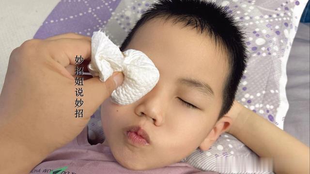 今天才知道，睡觉的枕头下放一把大米，还有这么棒的作用，涨知识