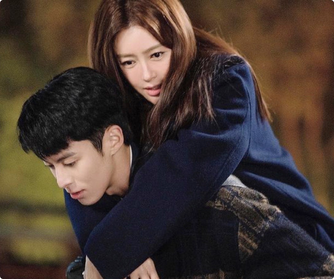 导演越拍越大胆,7对“姐弟恋”年龄越拉越大,有的好磕有的辣眼