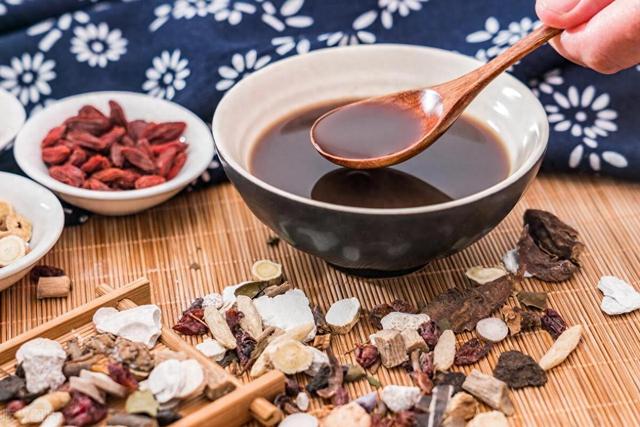 一方桂枝汤，《伤寒论》经方之首，效果显著，屡试屡效