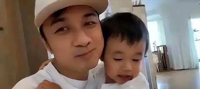 古巨基举办结婚10周年纪念派对！为满足儿子心愿，现场星光熠熠