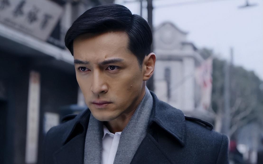 看了《孤舟》后,再看鲜肉成毅的《深潜》,才发现没对比就没伤害