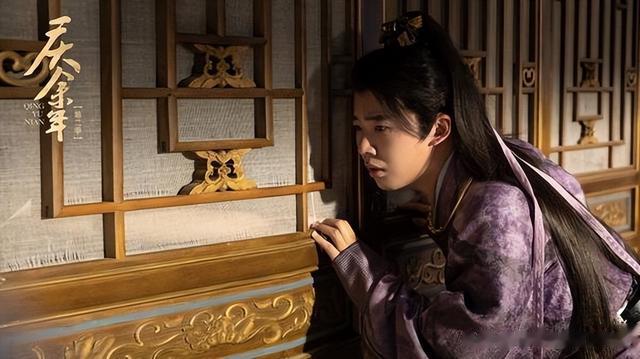 网传《庆余年》演员片酬排行！ 宋轶约900万，庆帝2000，冠军惊人