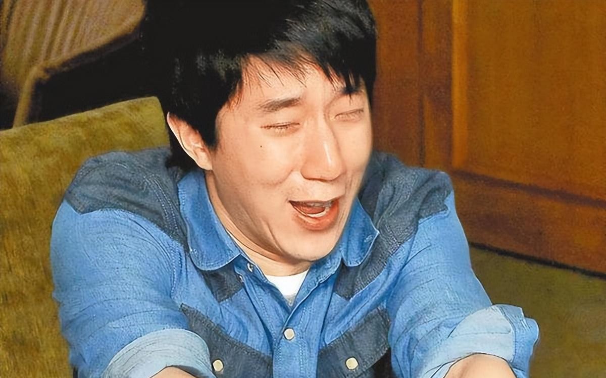 70岁风流成性的成龙,终究还是要为曾经的荒唐行为“买单”